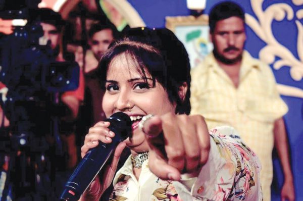 आवाज और अंदाज ही मेरी पहचान : देवी