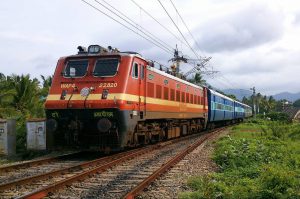 रेल टिकट कंफर्म नही हुआ तो रेलवे देगा आपको फ्लाइट का टिकट