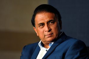 जब मैच के बीच में ही अंपायर ने काट दिए गावस्कर के बाल