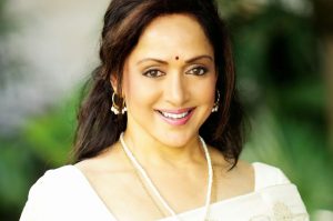 हेमा मालिनी : फिल्म अभिनेत्री से ड्रीम गर्ल बनने तक का सफर