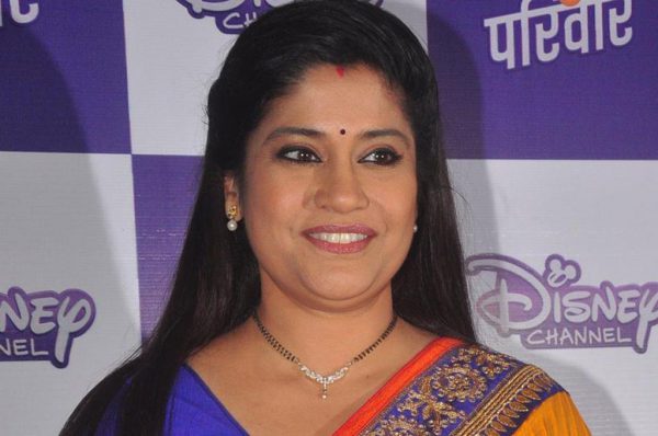 रेणुका शहाणे संग इस बार फिर टीवी पर पकने को तैयार है ‘खिचड़ी’