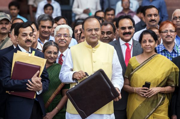 इन शब्दों को मिलाकर बनता है देश का बजट, जानें विस्तार से