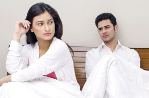 मां बनना औरत की मजबूरी नहीं बल्कि उस की काबिलीयत है