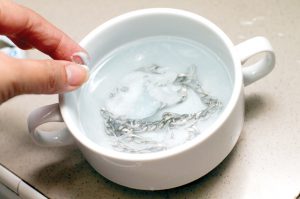 ये आसान टिप्स अपनाकर चांदी की चमक ऐसे लाएं वापिस
