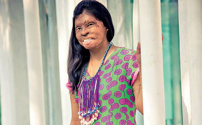 झुलसे पंखों की उड़ान