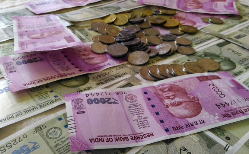 सामने आ गई 100 रूपये के नोट की पहली झलक, आप भी देखें