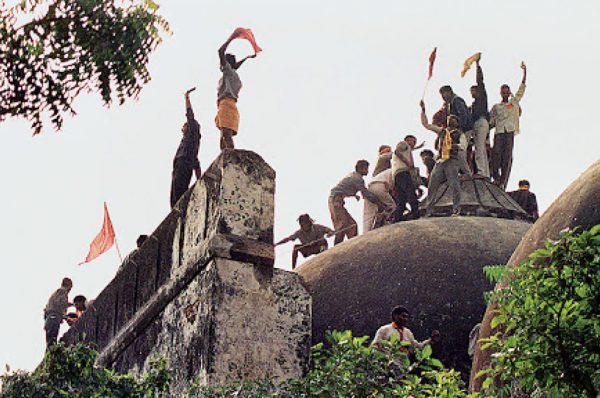 6 दिसंबर: जब ‘राम’ के नाम पर ‘रावण’ बने लोग