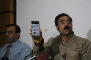 जानिए कौन हैं राजनीति के जेठालाल, सुंदर और  दयाबेन