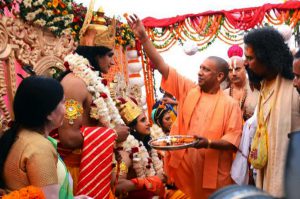 yogi adityanath turns faizabad to ayodhya
