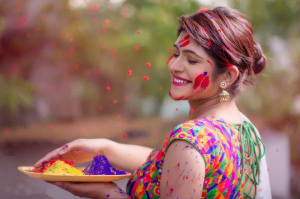 Holi 2020: औरेंज पील फेस पैक से चमकाएं अपनी त्वचा