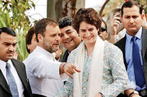 प्रियंका-प्रलय से धीमी पड़ी मोदी-सुनामी