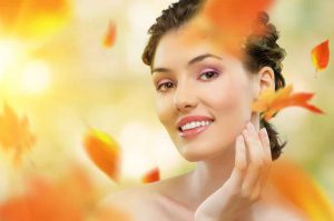 सर्दियों में इन 10 Skin Care Tips से करें अपनी स्किन की देखभाल