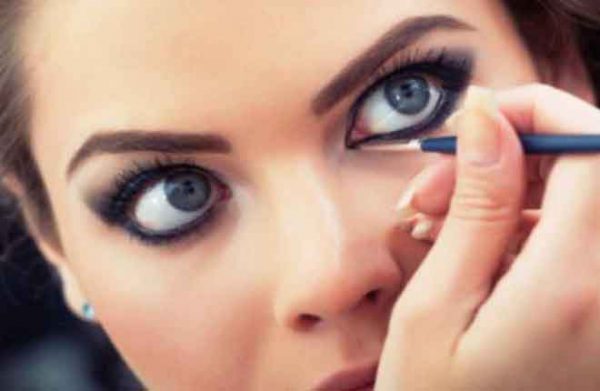Eye-Make-Up-Tips-And-Tricks-With-Kajal-