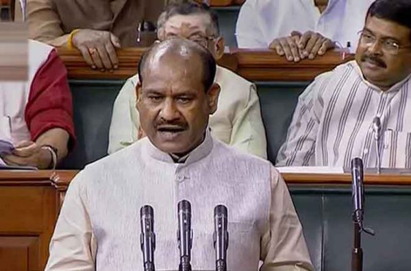‘संवैधानिक पदों’ पर हावी हो रहा संगठन