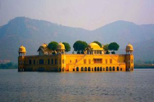 क्या आप जानते हैं, टीवी सीरियल्स की शूटिंग सबसे ज्यादा कहां होती है?