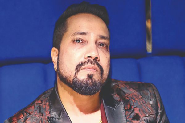 Mika Singh की बिगड़ी तबीयत, हुआ करोड़ों का नुकसान
