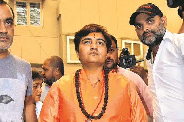 साध्वी प्रज्ञा की नजर में तंत्र मंत्र से हो रहीं भाजपा नेताओं की मौतें
