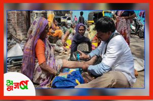 एक डौक्‍टर जो भिखारियों का करता है मुफ्त इलाज