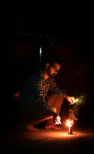 Diwali 2024: पटाखों के धुंए से होता है जान को खतरा