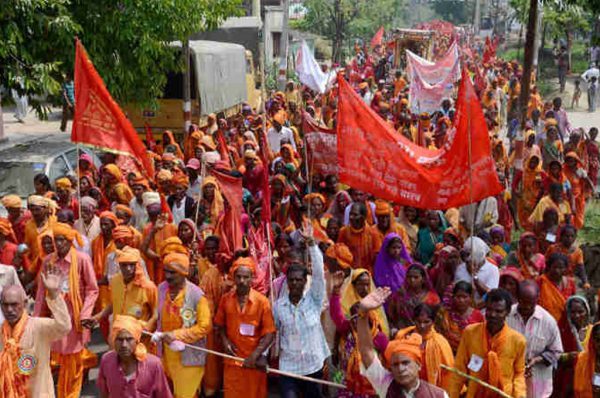दंगा और राजनीति