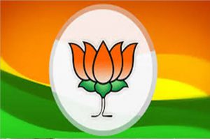 भाजपा विधायक ने कम्युनिटी किचन में थूका
