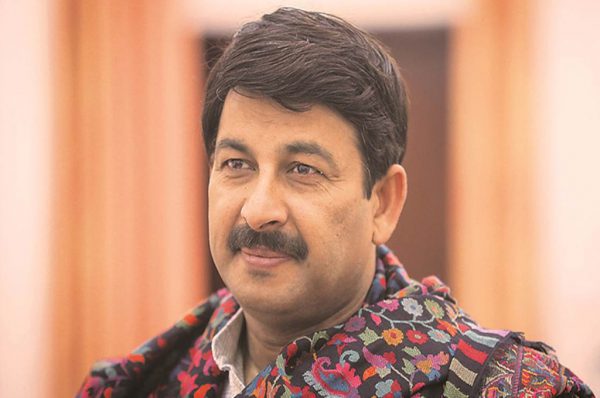 Bhojpuri actor Manoj Tiwari ने ऐसे तोड़ा कोरोनावायरस लॉकडाउन का रूल