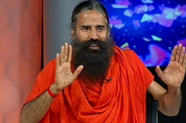 पैसा कमाने- काढ़े के कारोबार की जुगाड़ में बाबा रामदेव