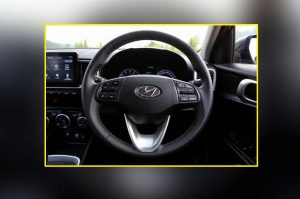 Hyundai #WhyWeLoveTheVenue: Multi-Function Steering Wheel