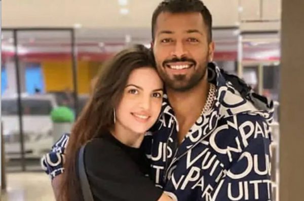 नाताशा ने शेयर की बेबी शॉवर की तस्वीर, हार्दिक के चेहरे पर दिखी पापा बने की खुशी