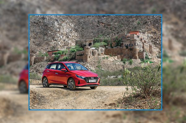 सुनहरी यादों के रंग Hyundai i20 iMT के संग