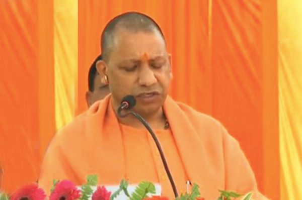 ‘सीवर पॉइंट’ को उत्तर प्रदेश सरकार ने बना दिया ‘सेल्फी पॉइंट’