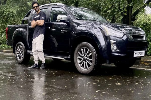 टीवी स्टार अंकित सिवाच ने अपनी पहली फिल्म के प्रदर्शन से पहले खरीदी नई कार