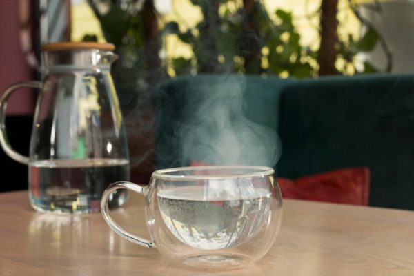 विंटर स्पेशल: सर्दी के दिन में रखें गले का खास ख्याल