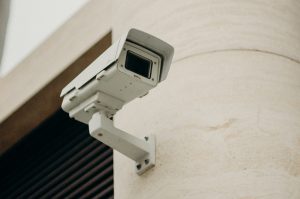 सुरक्षा को लेकर खेला गया नाटक