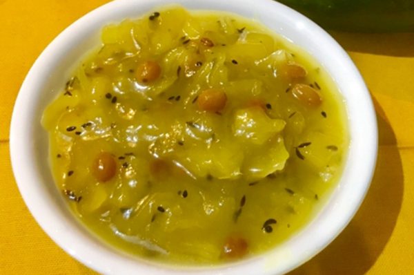 Monsoon Special: बारिश के मौसम में ऐसे बनाएं कच्चे पपीते की चटनी