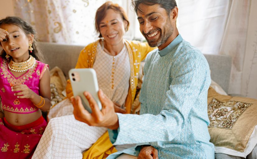 Raksha Bandhan : कजिन्स का बनाएं व्हाट्सऐप ग्रुप