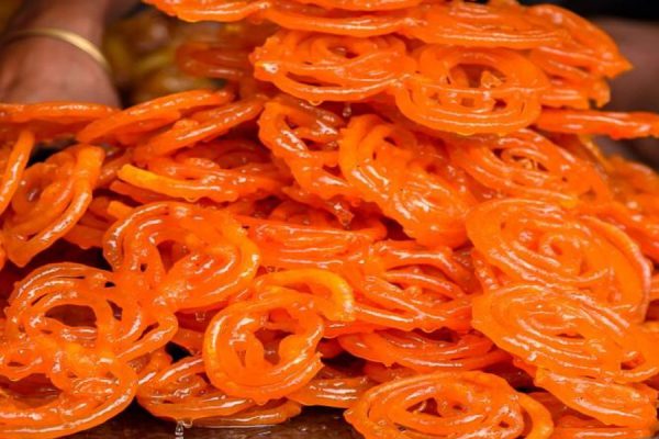 Raksha Bandhan : घर में ऐसे बनाएं जलेबी