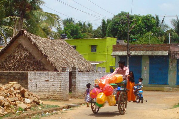 आजादी की 75वीं वर्षगांठ पर ‘आदर्श ग्राम योजना’ की कहानी