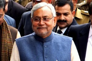 पौराणिक राह पर सत्ता