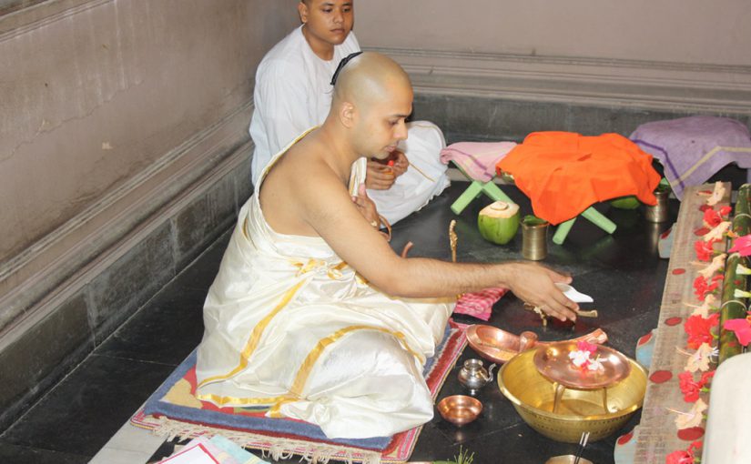 त्यौहार 2022: औनलाइन पूजा दक्षिणा का षड्यंत्र