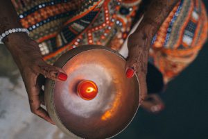 Diwali 2022 : एक दिया रिश्तों के नाम