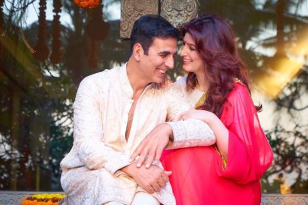 अक्षय कुमार-ट्विंकल खन्ना की शादी को हुए 22 साल , कपल ने शेयर किया रोमांटिक फोटो