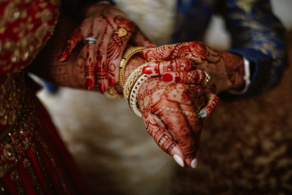 रिश्तों में अच्छी बॉन्डिंग के लिए नई दुल्हन अपनाएं ये टिप्स