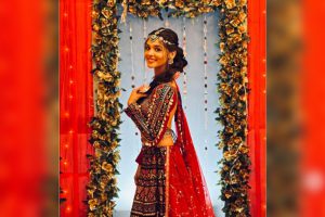 YRKKH: अभिमन्यु होगा मां मंजरी से नाराज, आरोही की मदद करेगी अक्षरा