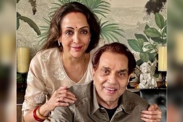 धर्मेंद्र से शादी करने के बाद भी क्यों अलग घर में रहती हैं Hema Malini?