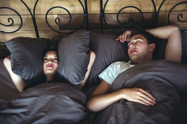 कपल्स के बीच ट्रैंड में ‘स्लीप डाइवोर्स’