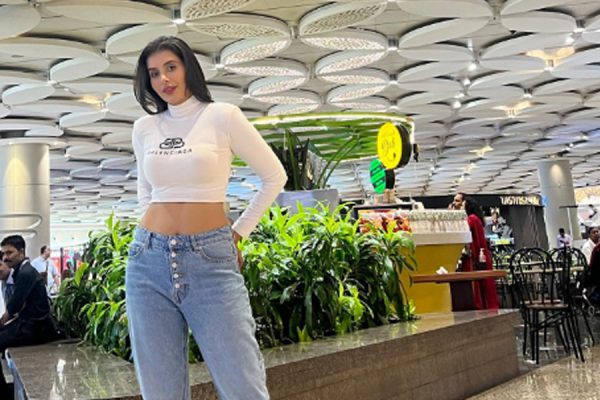 टीवी शो के सेट पर रात भर फंसी रही Charu Asopa, बयां किया दर्द