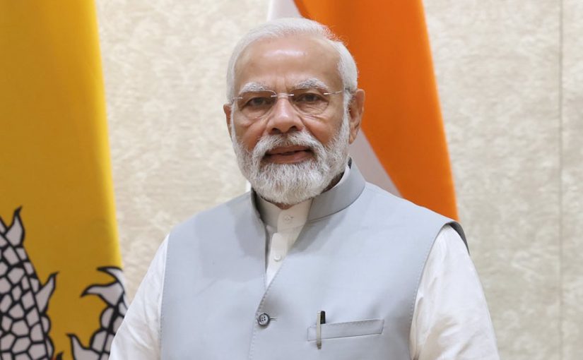 संविधान का मखौल उड़ाते राज्यपाल