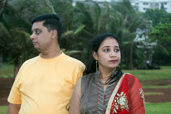 मुझे ऐसा लगता है कि मेरे पति ने मुझसे शादी नहीं समझौता किया है और वो मुझे छो़ड़ देंगे, बताएं मैं क्या करूं ?