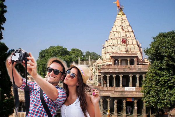 धार्मिक पर्यटन: सुकून नहीं परेशानी का सबब